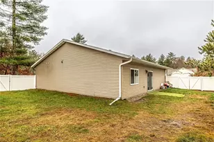 103 Creekside Ct, Black River Falls, WI 54615 - Photo 3