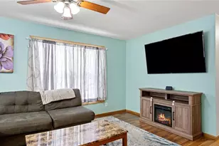 2719 Mercury Ave, Eau Claire, WI 54703 - Photo 9