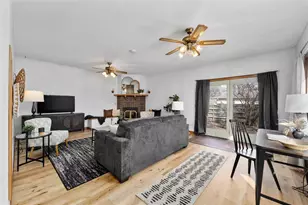 819 Harriet St, Altoona, WI 54720 - Photo 5