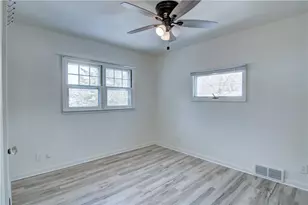 1722 11th St, Eau Claire, WI 54703 - Photo 17