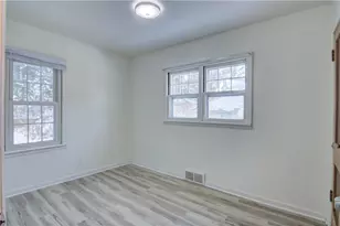 1722 11th St, Eau Claire, WI 54703 - Photo 15