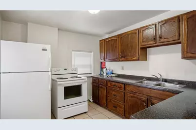 609 S Dewey Street, Eau Claire, WI 54701 - Photo 15