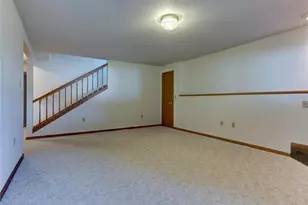 412 Lee St, Durand, WI 54736 - Photo 23