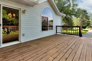 412 Lee St, Durand, WI 54736 - Photo 35