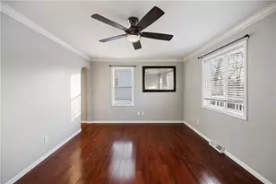 1217 Boulevard Pl, Eau Claire, WI 54703 - Photo 7