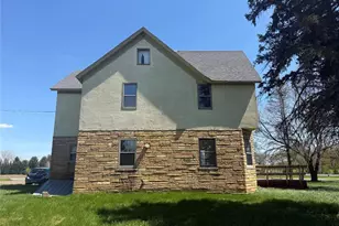 7544 Curvue Rd, Eau Claire, WI 54703 - Photo 3