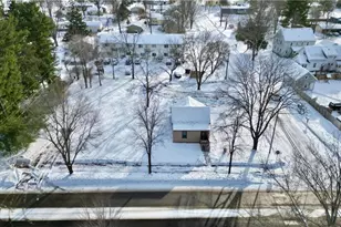 302 21st Ave, Menomonie, WI 54751 - Photo 37