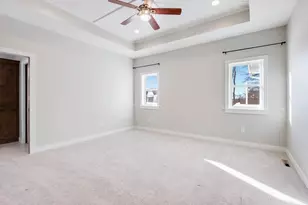 3981 Highview Dr, Eau Claire, WI 54703 - Photo 15