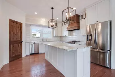 3981 High View Drive, Eau Claire, WI 54703 - Photo 9