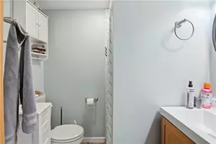 1917 8th St, Eau Claire, WI 54703 - Photo 25