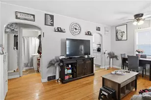 1917 8th St, Eau Claire, WI 54703 - Photo 9