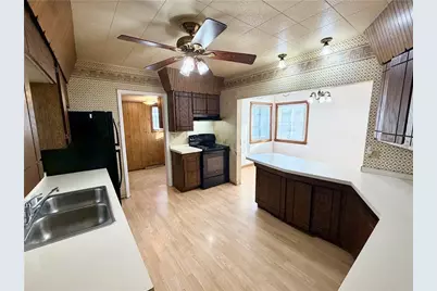 309 W 7th Street, Ladysmith, WI 54848 - Photo 9