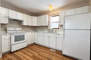 226 W Franklin Ave, Barron, WI 54812 - Photo 3