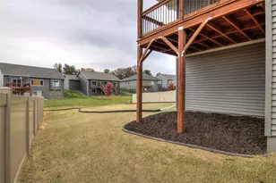 1372 Pebble Beach Dr Lot 163, Altoona, WI 54720 - Photo 25