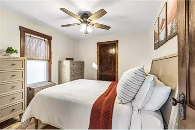 924 James Street, Eau Claire, WI 54703 - Photo 15