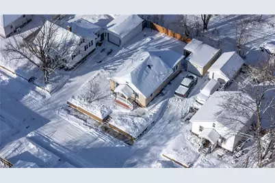 924 James Street, Eau Claire, WI 54703 - Photo 35