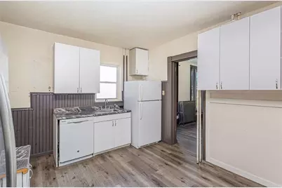 808 9th Avenue, Menomonie, WI 54751 - Photo 9