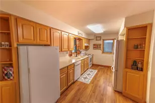 525 W North St, Owen, WI 54460 - Photo 9