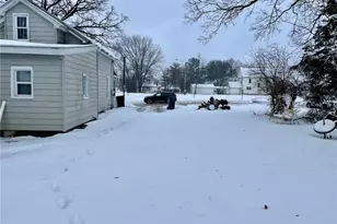 1109 3rd St, Menomonie, WI 54751 - Photo 21