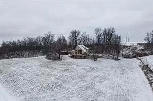 W24116 Walsky Ln, Galesville, WI 54630 - Photo 17