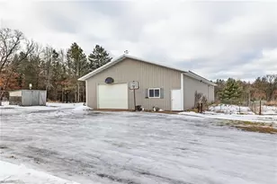 W8967 Oak Ridge Rd, Black River Falls, WI 54615 - Photo 27