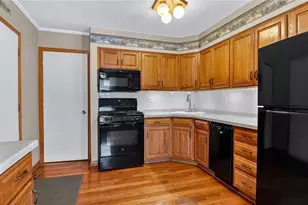 3231 Oakland St, Eau Claire, WI 54703 - Photo 7