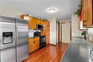 1516 Mitscher Ave, Eau Claire, WI 54701 - Photo 11