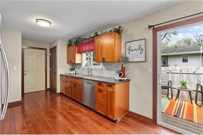 1516 Mitscher Avenue, Eau Claire, WI 54701 - Photo 9