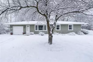 1516 Mitscher Ave, Eau Claire, WI 54701 - Photo 1