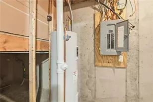 5221 Stonewood Dr, Eau Claire, WI 54703 - Photo 41