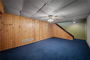 2202 Crestview Dr, Eau Claire, WI 54703 - Photo 23