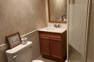 2202 Crestview Dr, Eau Claire, WI 54703 - Photo 31