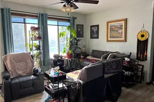 2202 Crestview Dr, Eau Claire, WI 54703 - Photo 9