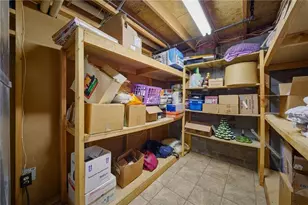 2202 Crestview Dr, Eau Claire, WI 54703 - Photo 31