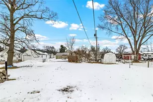 2214 Sherwin Ave, Eau Claire, WI 54701 - Photo 17