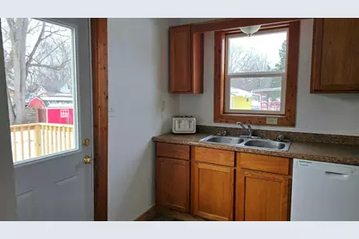 212 E Barker Street, Rice Lake, WI 54868 - Photo 7