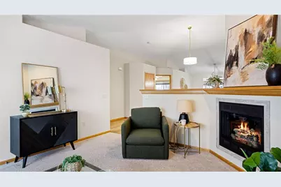 4402 E Robin Meadows Lane, Eau Claire, WI 54701 - Photo 3