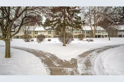 4402 E Robin Meadows Lane, Eau Claire, WI 54701 - Photo 33