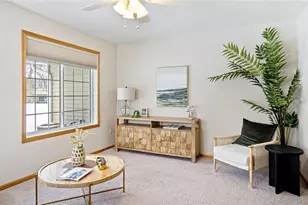 4402 E Robin Meadows Ln, Eau Claire, WI 54701 - Photo 7