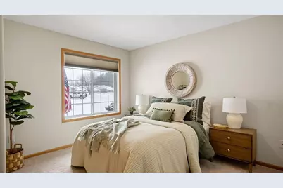 4402 E Robin Meadows Lane, Eau Claire, WI 54701 - Photo 19