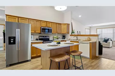 4402 E Robin Meadows Lane, Eau Claire, WI 54701 - Photo 15