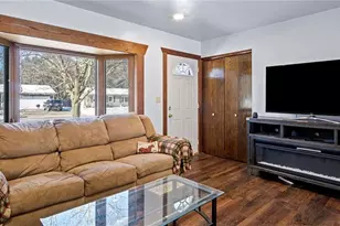 3319 Eastlawn St, Eau Claire, WI 54703 - Photo 9