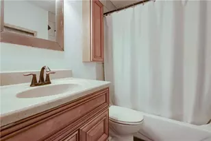 612 10th St, Altoona, WI 54720 - Photo 21