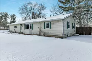 612 10th St, Altoona, WI 54720 - Photo 25