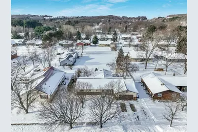 1948 Declaration Drive, Eau Claire, WI 54703 - Photo 5