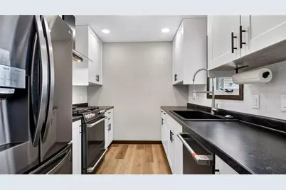 3352 McIvor Street, Eau Claire, WI 54701 - Photo 11