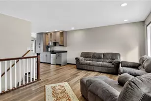 3352 McIvor St, Eau Claire, WI 54701 - Photo 5