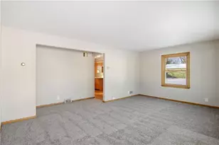 401 Long St, Eau Claire, WI 54703 - Photo 3