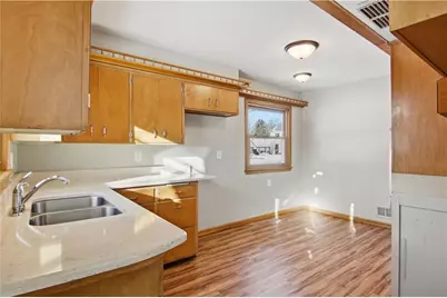 401 Long Street, Eau Claire, WI 54703 - Photo 7