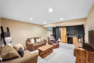 2515 Ridgewood St, Menomonie, WI 54751 - Photo 27